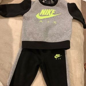 Baby clothes